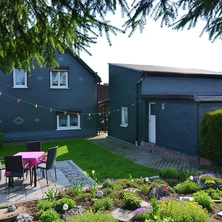 In With Pond Holiday home