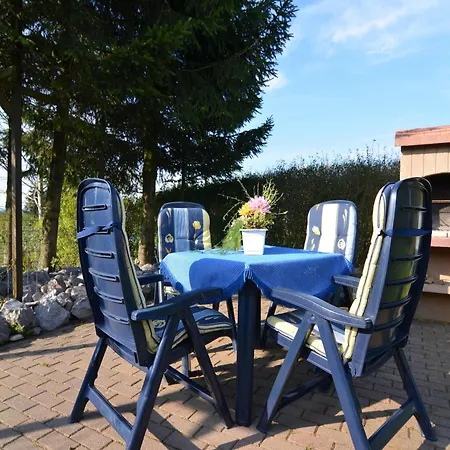 Holiday home In With Pond *