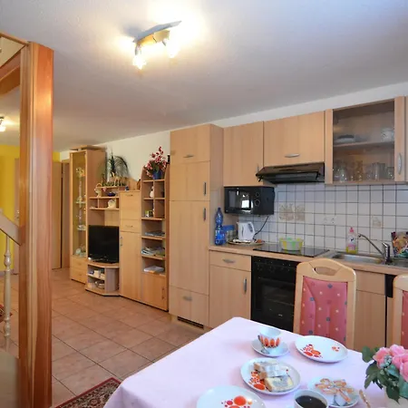 Holiday home In With Pond Neustadt am Rennsteig