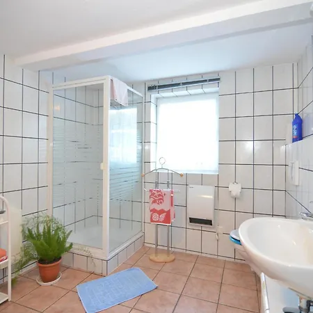 In With Pond * Neustadt am Rennsteig