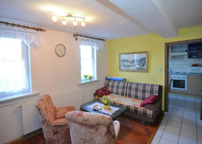 Casa de Férias In With Pond Neustadt am Rennsteig