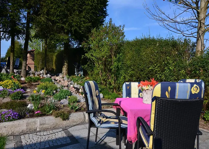 In With Pond * Neustadt am Rennsteig